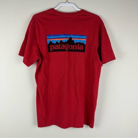 Patagonia Red Responsibili-Tee Short Sleeve Regular Fit Tee Shirt Size Large - Picture 3 of 8